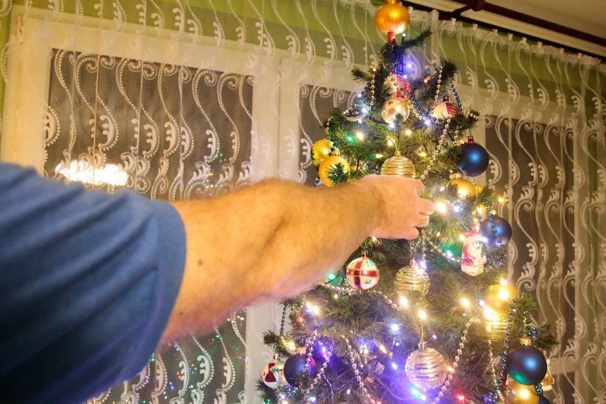 Kiedy ubiera się choinkę? Tradycja mówi jasno Święta 2024. Kiedy ubiera się choinkę? Tradycja mówi jasno