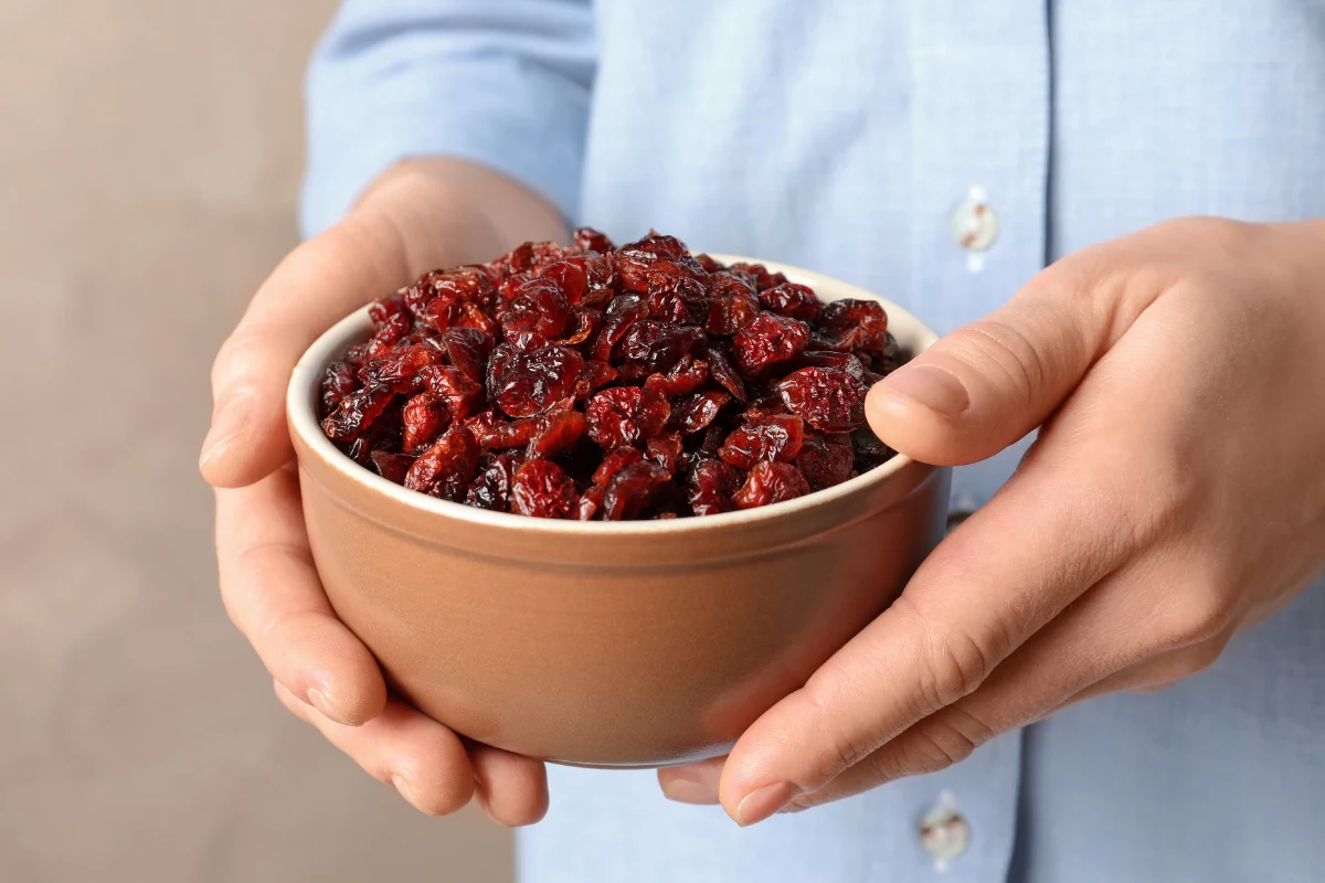 Ten sam patent działa także przy żurawinie, morelach czy skórce pomarańczowej.