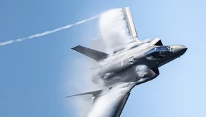 F-35 runął na ziemię. Pilot przez 50 min wisiał na telefonie