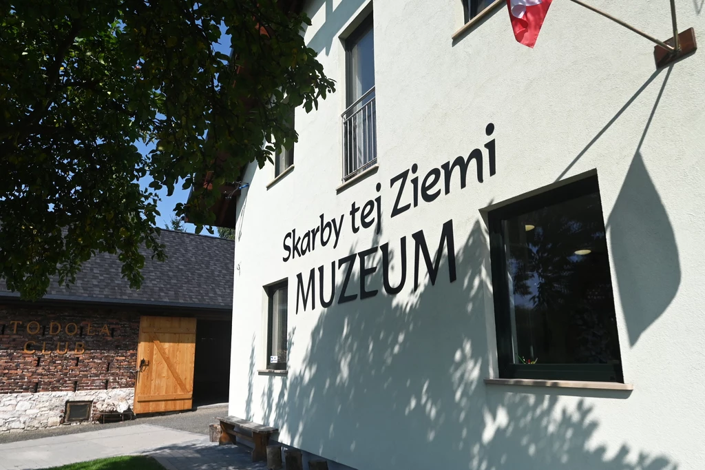 Muzeum Agatów "Skarby tej Ziemi" w Rudnie wzbogaciło się o rekordowy okaz. Zyskał nazwę "Bestii z Rudna".