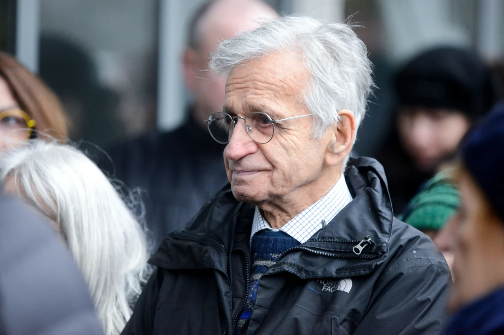 Jacek Fedorowicz na pogrzebie Stanisława Tyma Jacek Fedorowicz na pogrzebie Stanisława Tyma