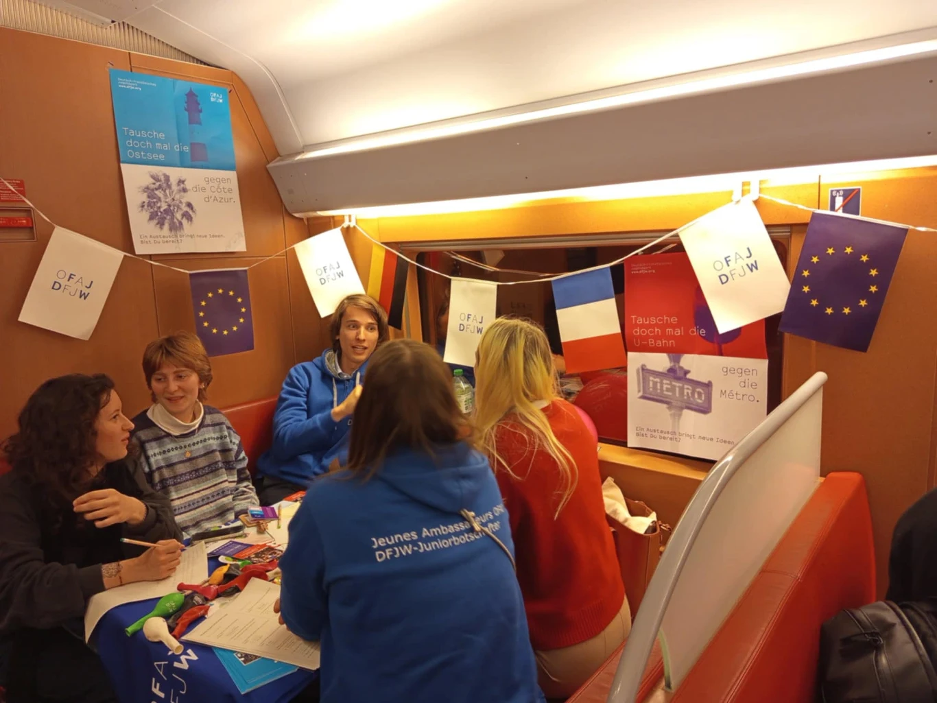 Przedstawiciele francusko-niemieckiej organizacji też wybrały się w trasę