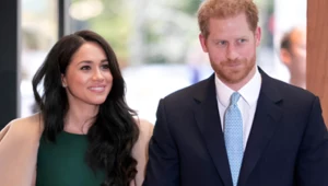 Meghan i Harry wysyłają życzenia świąteczne. Wszyscy patrzą na rodzinne zdjęcie