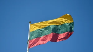 Litwa zarządziła ewakuację. Białoruski samolot przekroczył granicę.