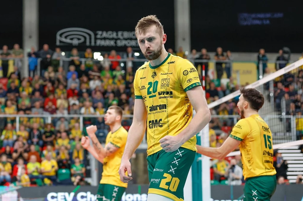 Mateusz Bieniek i siatkarze Aluron CMC Warty Zawiercie Mateusz Bieniek i siatkarze Aluron CMC Warty Zawiercie