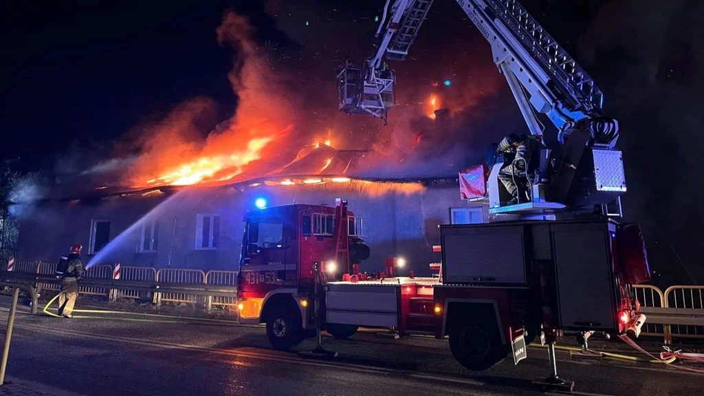 Tragiczny pożar budynku wielorodzinnego. Znaleziono zwęglone ciało