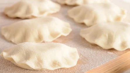 Ciasto jogurtowe na pierogi jest lekkie i smaczne