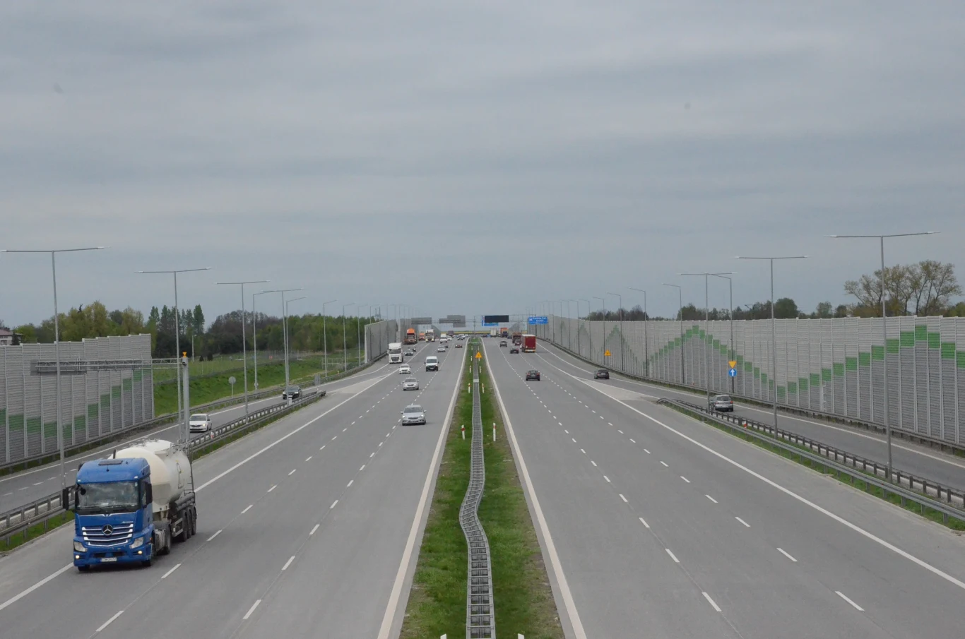 Generalna Dyrekcja Dróg Krajowych i Autostrad realizuje 101 zadań z Rządowego Programu Budowy Dróg Krajowych do 2030 r. o łącznej długości 1443,4 km. Co udało się zrealizować w 2024 roku? Generalna Dyrekcja Dróg Krajowych i Autostrad realizuje 101 zadań z Rządowego Programu Budowy Dróg Krajowych do 2030 r. o łącznej długości 1443,4 km. Co udało się zrealizować w 2024 roku?
