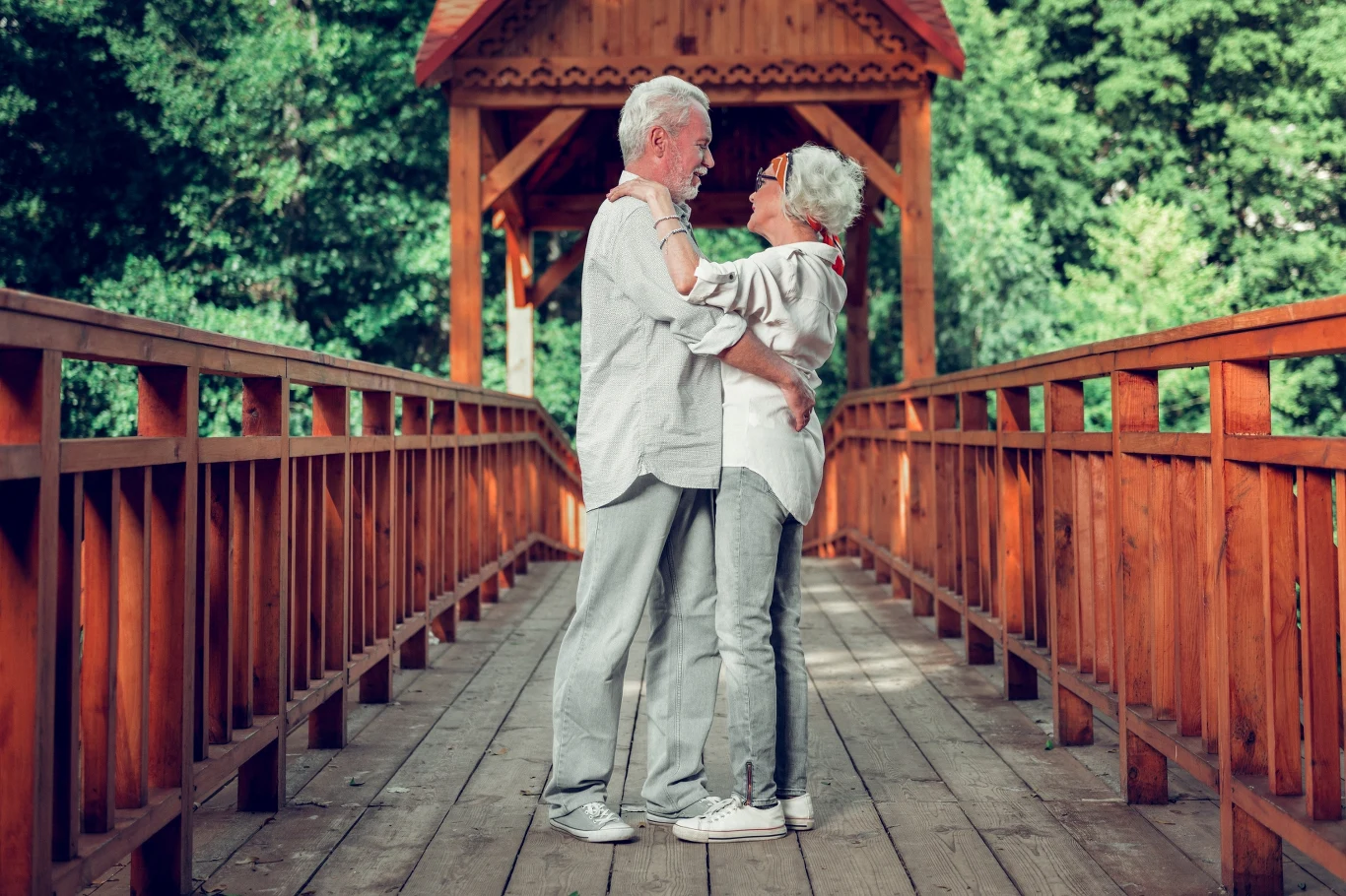 Katarzyna Kucewicz: Silversi? Proza życia seniorów w Polsce odbiega od wizji serialowej Katarzyna Kucewicz: Silversi? Proza życia seniorów w Polsce odbiega od wizji serialowej