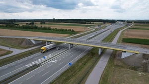 Drogi serwisowe przy autostradach. Czy można na nie wjeżdżać?