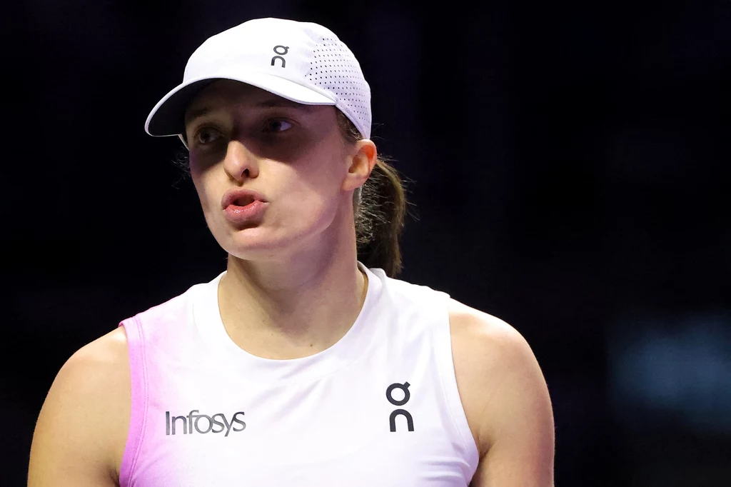 Iga Świątek i jej zespół praktycznie stracili szanse na awans do finału World Tennis League Iga Świątek i jej zespół praktycznie stracili szanse na awans do finału World Tennis League
