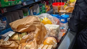 Do której godziny działają sklepy w Wigilię?