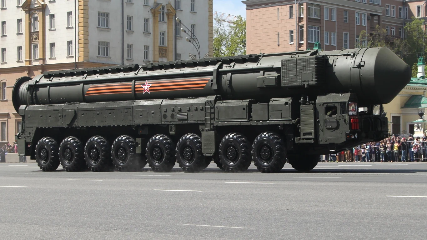 Władimir Putin grozi hipersonicznym Awangardem Władimir Putin grozi hipersonicznym Awangardem