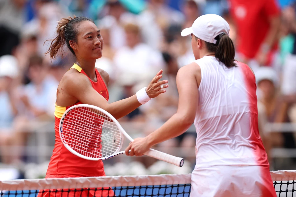 Qinwen Zheng miałą być jedną z gwiazd United Cup, obok Igi Świątek czy Coco Gauff. I nagle się wycofała Qinwen Zheng miałą być jedną z gwiazd United Cup, obok Igi Świątek czy Coco Gauff. I nagle się wycofała