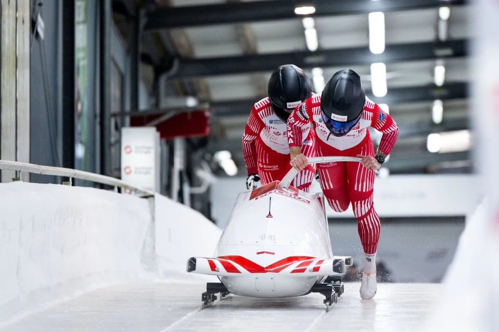 Linda Weiszewski i Klaudia Adamek - nasza bobslejowa dwójka Linda Weiszewski i Klaudia Adamek - nasza bobslejowa dwójka