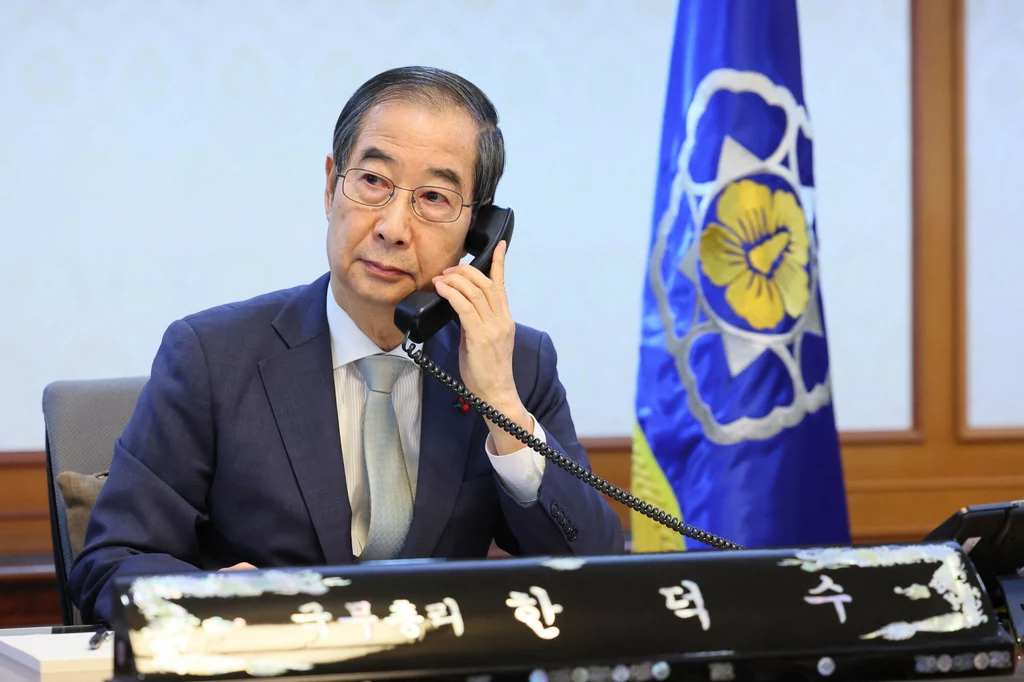 Korea Płd. Opozycja chce dymisji p.o. prezydenta Han Duk Su Korea Płd. Opozycja chce dymisji p.o. prezydenta Han Duk Su