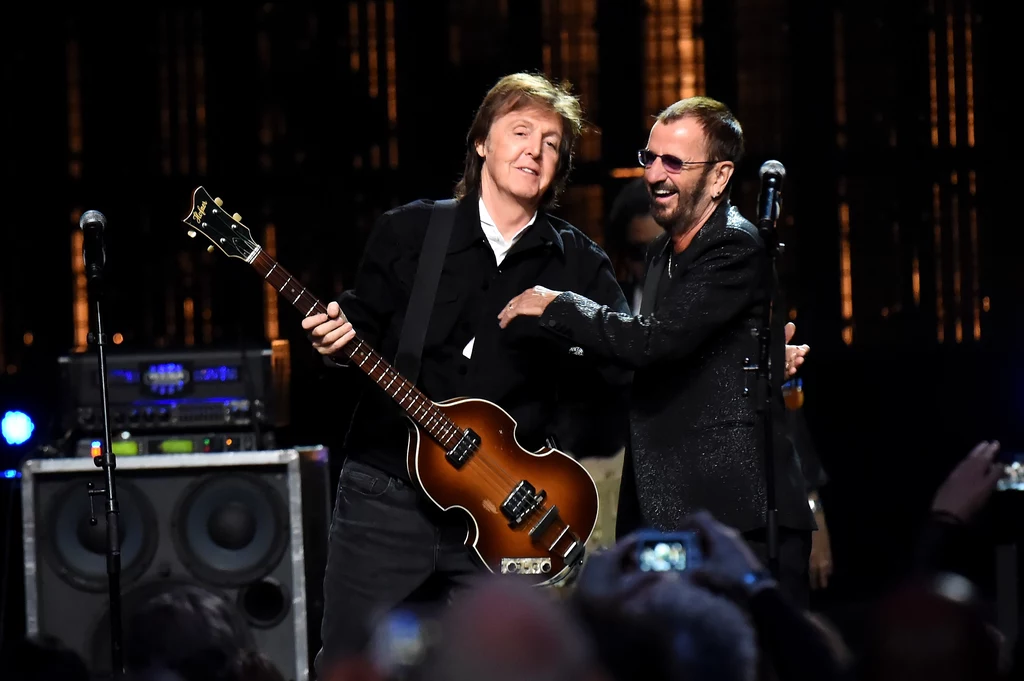 Sir Paul McCartney i Ringo Starr w 2015 roku