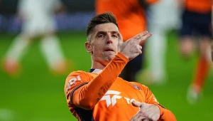 Turcy ogłaszają ws. Piątka. Klub dał zielone światło. Już szykują testy