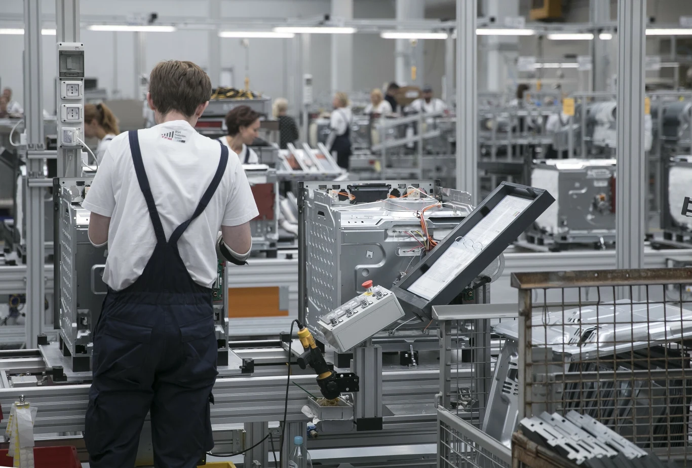 Największe firmy w Polsce są trzy razy bardziej produktywne niż najmniejsze. Nastroje w polskich firmach są minorowe - alarmują ekonomiści PKO BP (zdj. ilustracyjne)