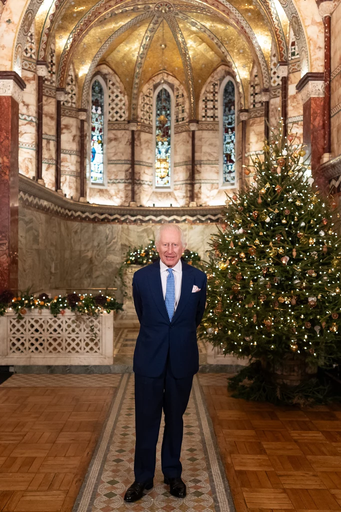 Na miejsce swojego świątecznego orędzia król Karol III wybrał w tym roku Fitzrovia Chapel, która znajduje się w centrum Londynu 