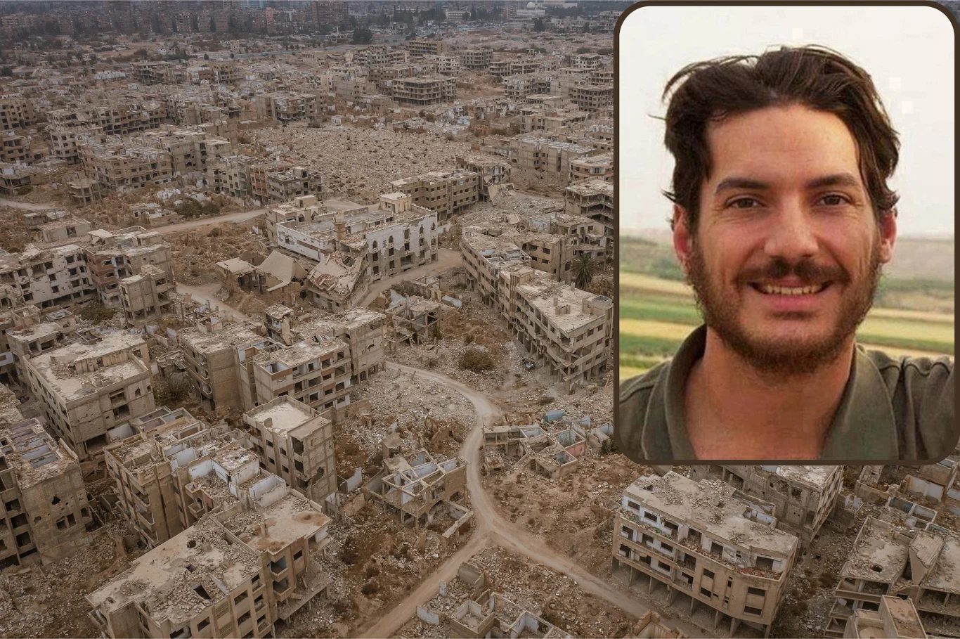 Zdjęcie Austina Tice'a na tle zniszczonej przez wojnę domową Ghuty - wschodnich przedmieściach Damaszku Zdjęcie Austina Tice'a na tle zniszczonej przez wojnę domową Ghuty - wschodnich przedmieściach Damaszku