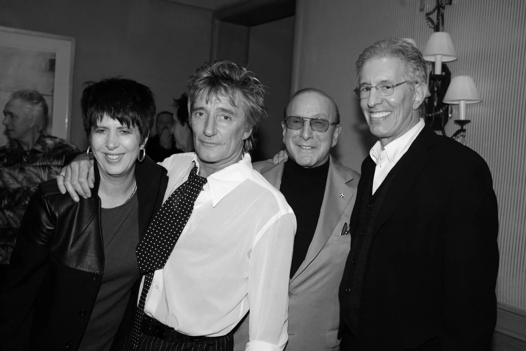 Diane Warren, Rod Stewart, Clive Davis i Richard Perry - Los Angeles, 14 października 2002 r.