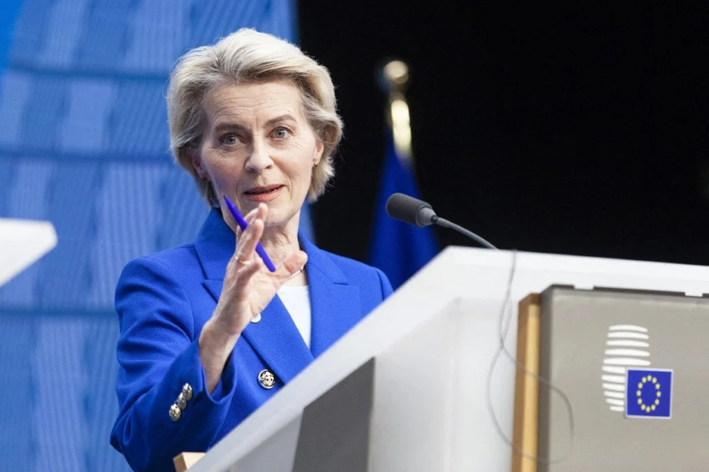 Ursula von der Leyen, szefowa Komisji Europejskiej Ursula von der Leyen, szefowa Komisji Europejskiej. Bruksela zapowiada kolejne sankcje, chodzi o tzw. rosyjską flotę cieni