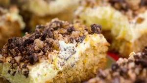 Proste do zrobienia, rozpływa się w ustach. Ciasto Nicpoń idealne na sylwestra