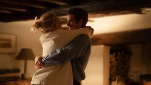 Florence Pugh i Andrew Garfield w filmie "Sztuka pięknego życia"