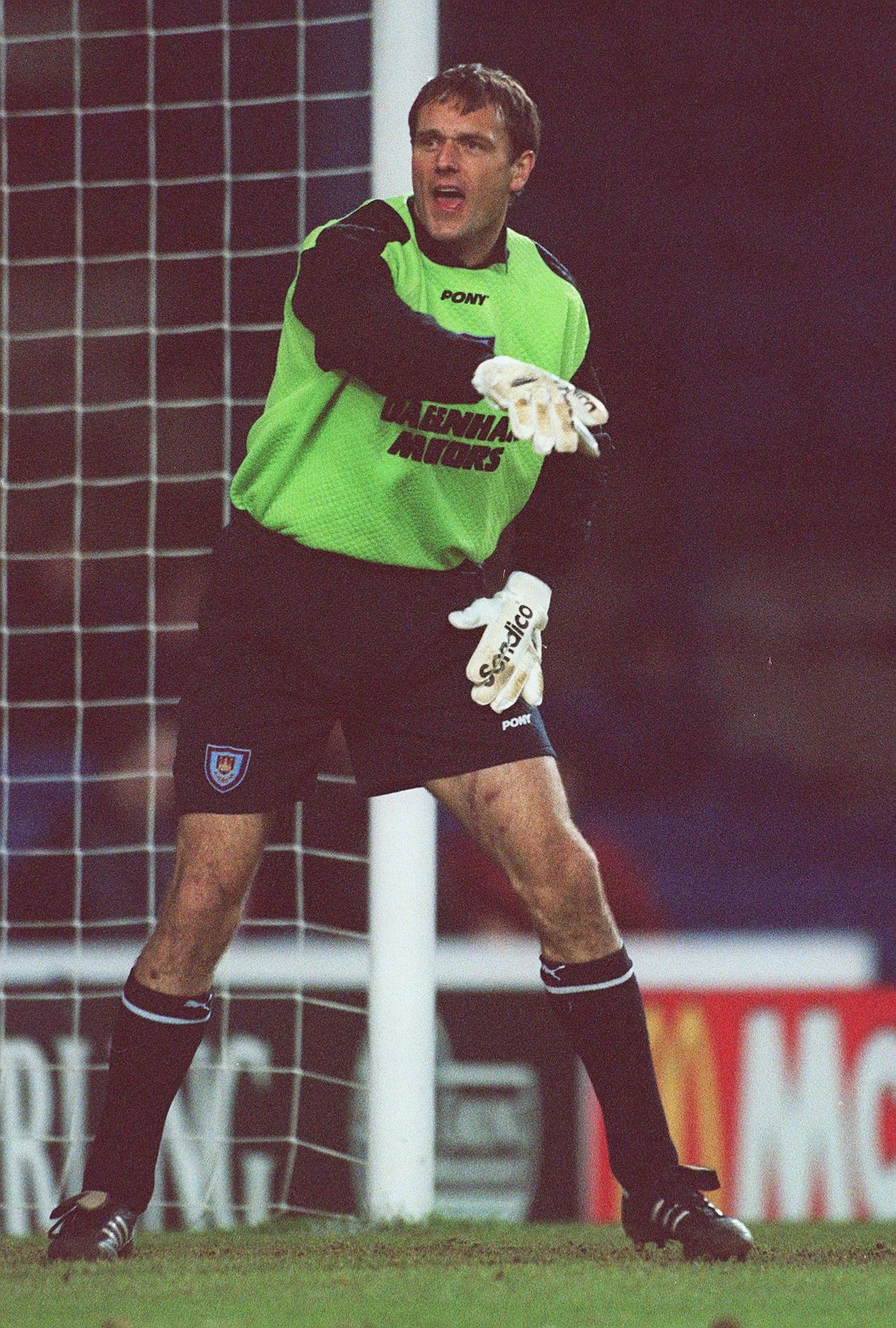 Ludek Miklosko w barwach West Hamu United Ludek Miklosko w barwach West Hamu United