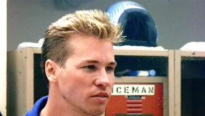Val Kilmer w filmie "Top Gun"
