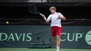 Maks Kaśnikowski wycofał się z dalszej gry w turnieju ATP Challenger 125 w Canberrze