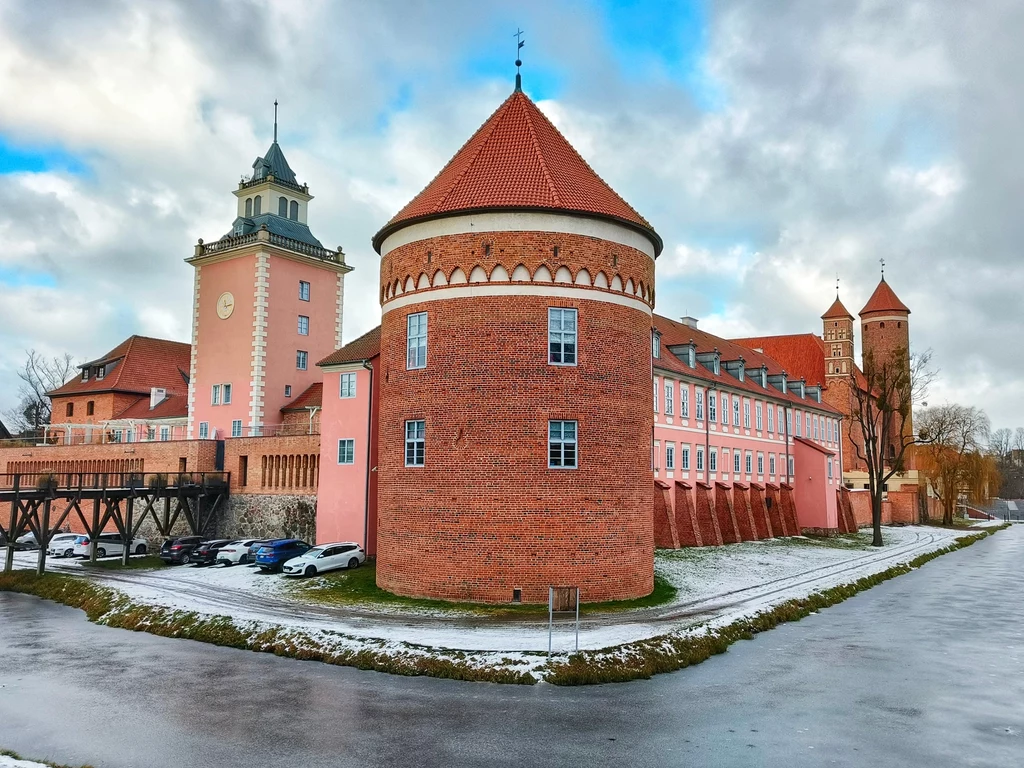 Widok z bulwarów na podzamcze