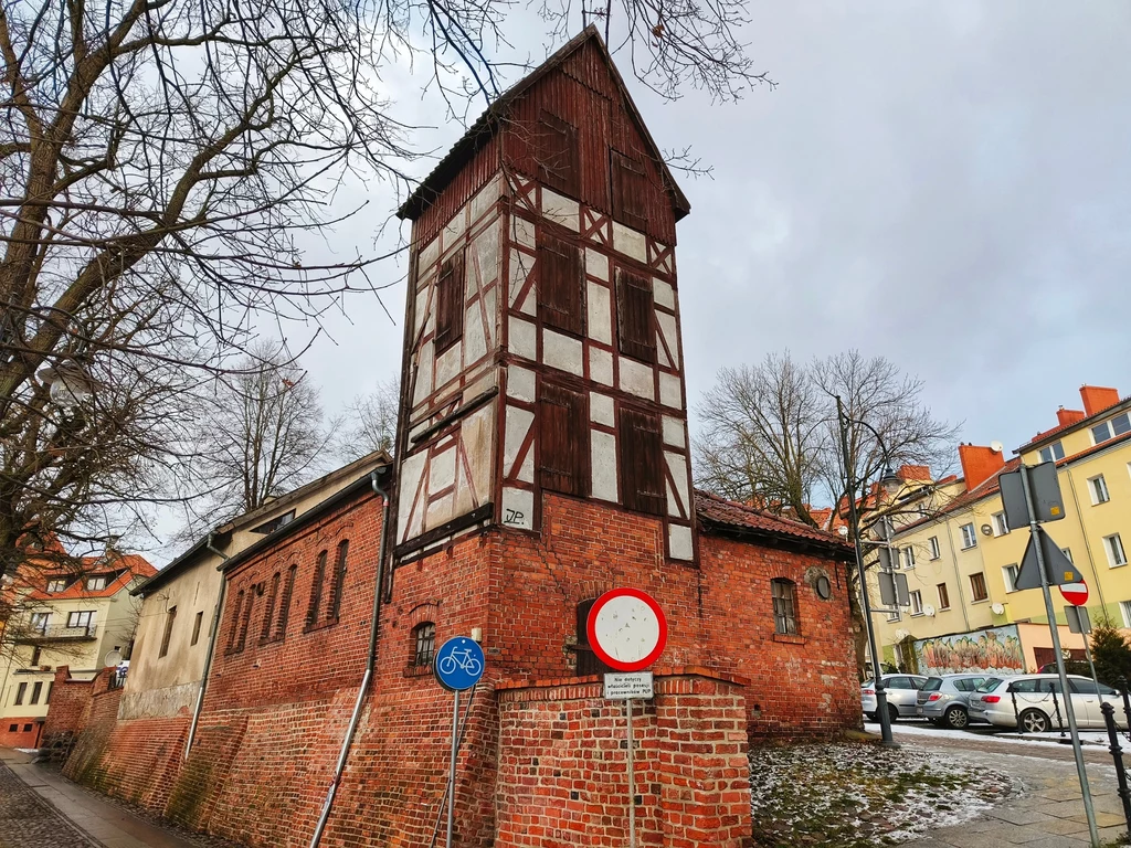 Dawna remiza o charakterystycznym wyglądzie