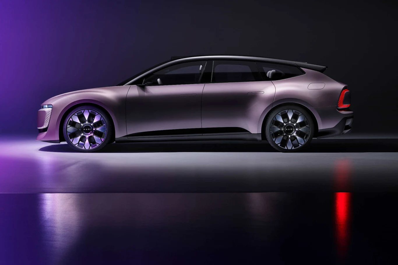 Pierwszy model marki AUDI przechodzi ostatnie testy przed wdrożeniem do produkcji Pierwszy model marki AUDI przechodzi ostatnie testy przed wdrożeniem do produkcji