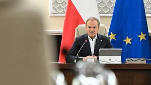 Premier Donald Tusk podczas posiedzenia rządu 31 grudnia 2024 r.