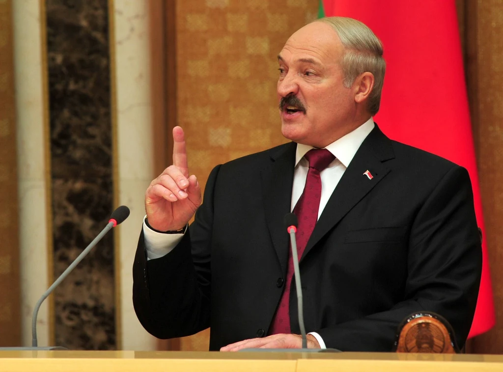 UE nałożyła sankcje na 25 osób i siedem podmiotów z Białorusi. Na zdj. prezydent Bialorusi Aleksandr Łukaszenka