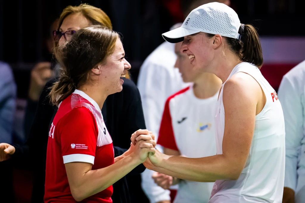 Maja Chwalińska zastąpiła w mikście zmęczoną Igę Świątek Maja Chwalińska zastąpiła w mikście zmęczoną Igę Świątek