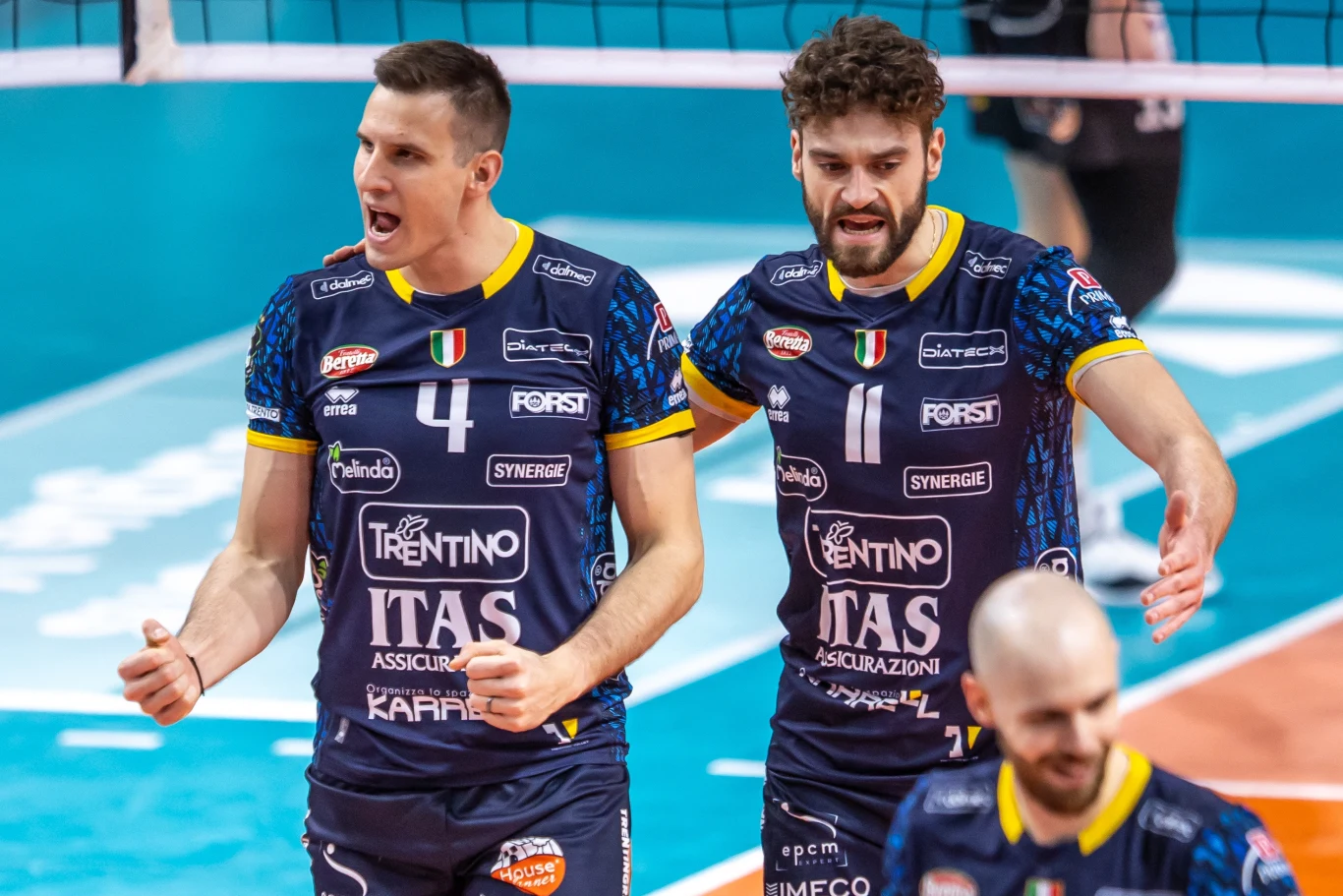 Kamil Rychlicki (z numerem 11) w barwach Itasu Trentino Kamil Rychlicki (z numerem 11) w barwach Itasu Trentino