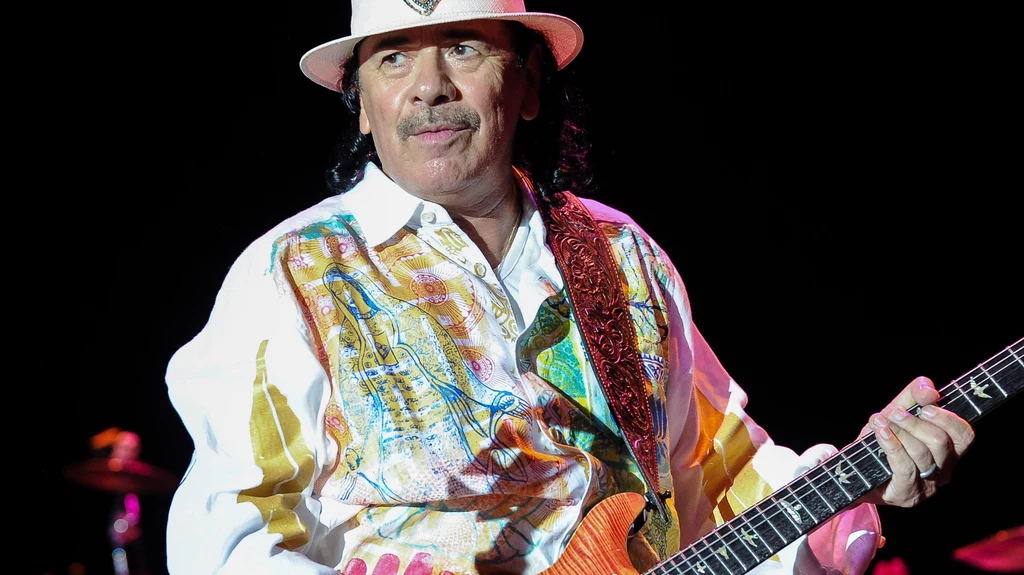 Carlos Santana złamał palec i nie jest w stanie koncertować