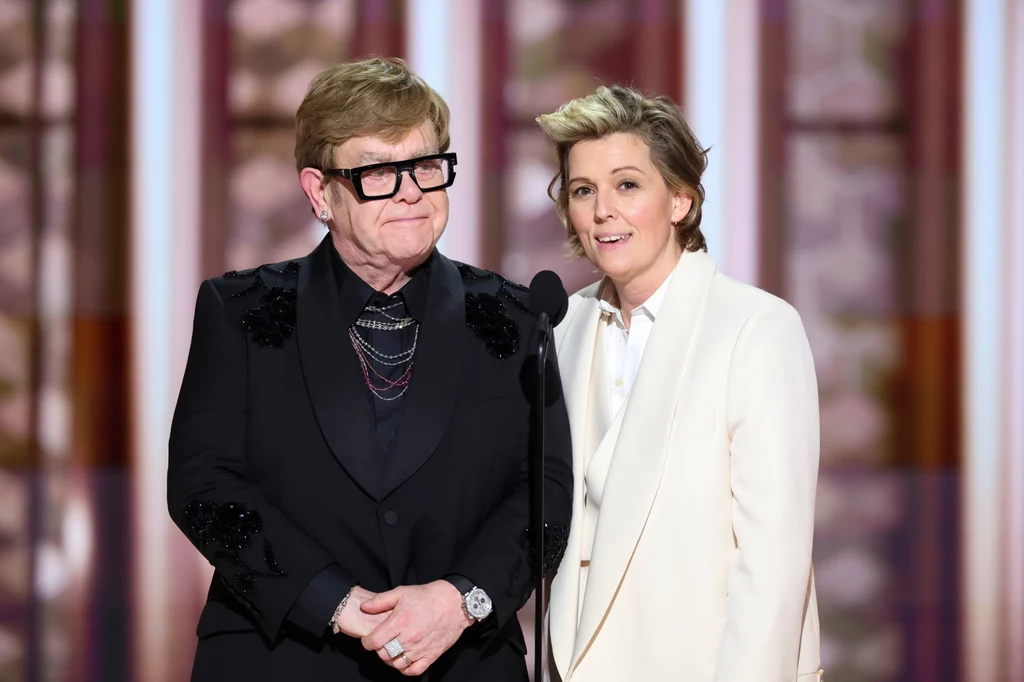 Elton John i Brandi Carlile podczas Złotych Globów