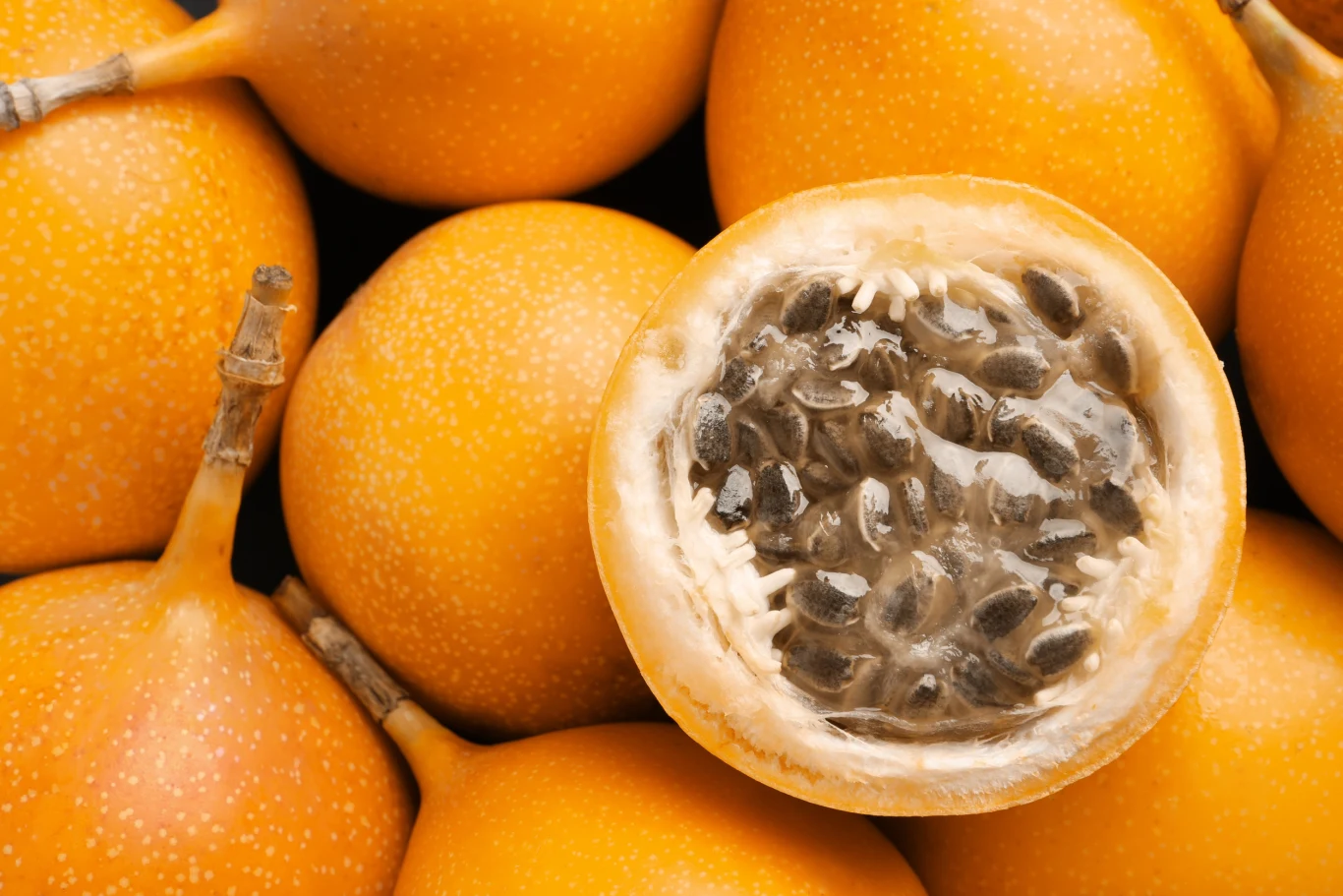 Rzadko kupujemy ten egzotyczny owoc. Ma wiele witamin i właściwości leczniczych. Rzadko kupujemy ten egzotyczny owoc. Ma wiele witamin i właściwości leczniczych.