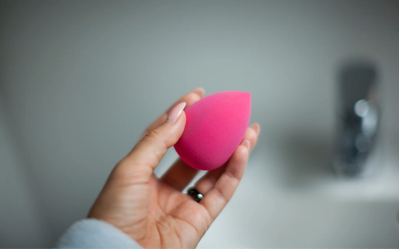 Pamiętaj o dokładnym wysuszeniu gąbeczki