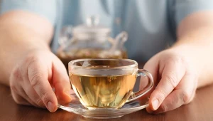 Pij zamiast zwykłej herbaty, a waga zacznie spadać. Najlepsze herbaty na odchudzanie