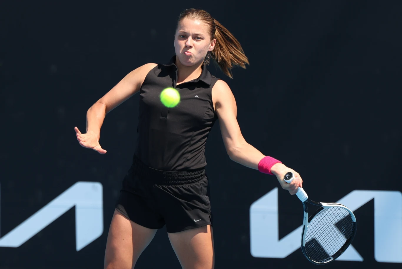 Maja Chwalińska awansowała do finału kwalifikacji Australian Open Maja Chwalińska awansowała do finału kwalifikacji Australian Open