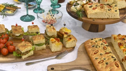 Włoska uczta dla zmysłów, czyli chrupiąca focaccia z krewetkami