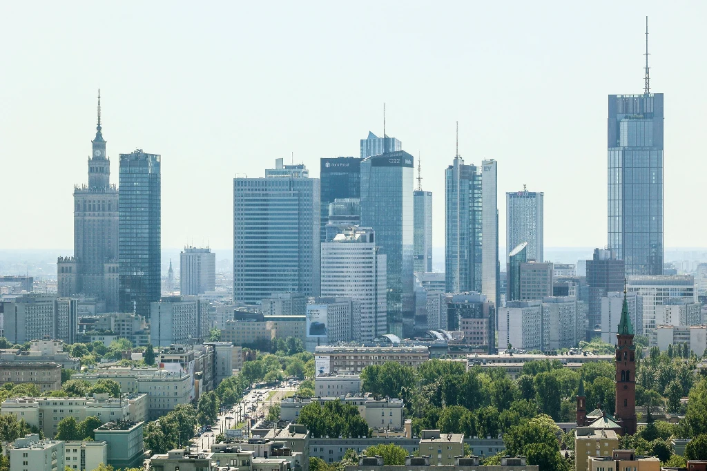 Czy trzy warszawskie wieżowce zostaną wyburzone? Nie należy wykluczać takiego scenariusza (zdj. ilustracyjne)
