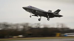 Norweskie F-35 wylądowały w Poznaniu. Ich możliwości mają wykrywać zagrożenia dla Polski