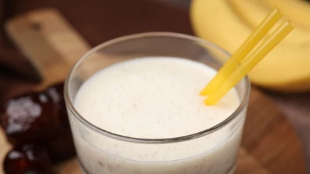 Maślankę warto pić codziennie, aby zachować zdrowe jelita