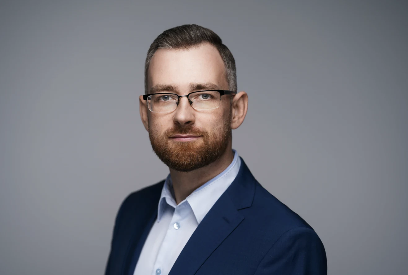 Robert Paszkiewicz, szef na region Europy Środkowo-Wschodniej OVHcloud, europejskiego dostawcy usług chmurowych. Robert Paszkiewicz, szef na region Europy Środkowo-Wschodniej OVHcloud, europejskiego dostawcy usług chmurowych.